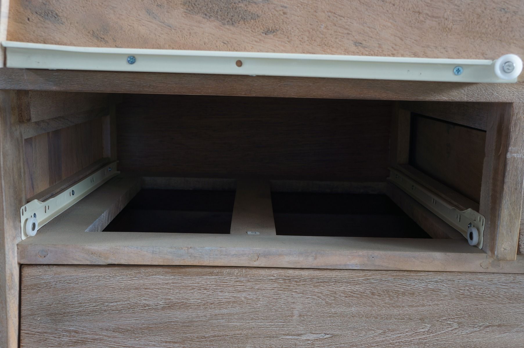 CR Emerson 6 Drawers