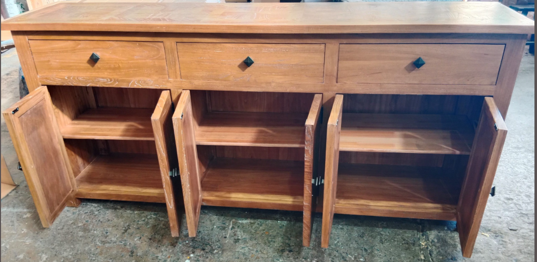 MF Kensington 3 Drawer 6 Door Buffet