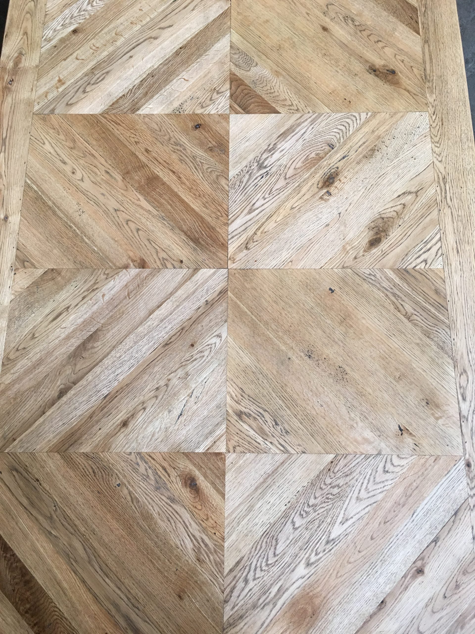 MF Queens Dining Tables