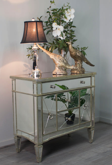 DA Antiqued Mirrored Ribbed 2 Door Bedside Table