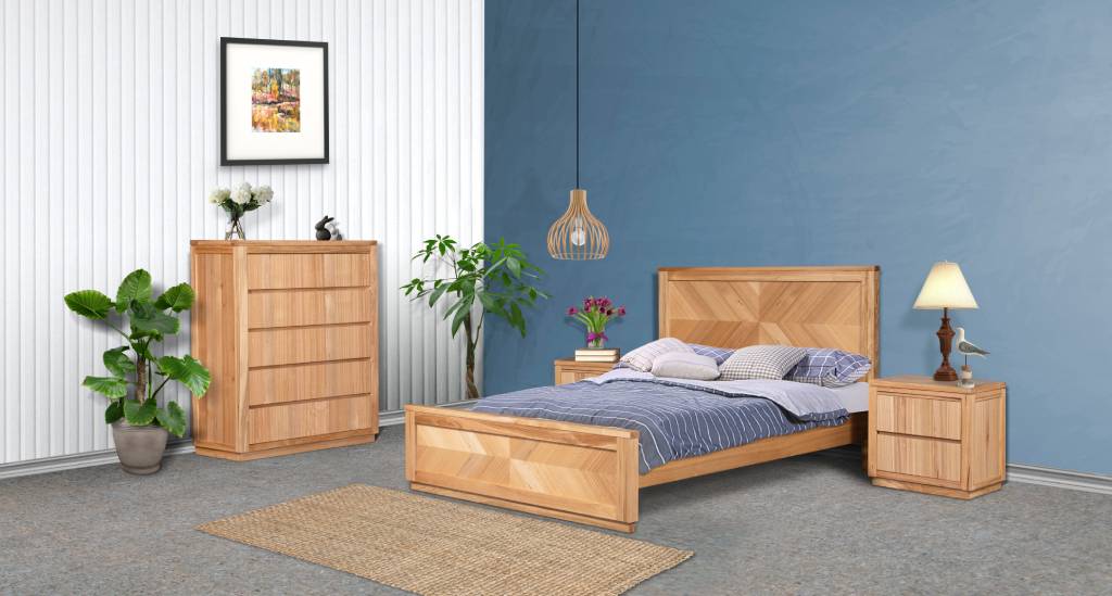 VI Highland Oak Timber Framed 5 Drawer Tallboy