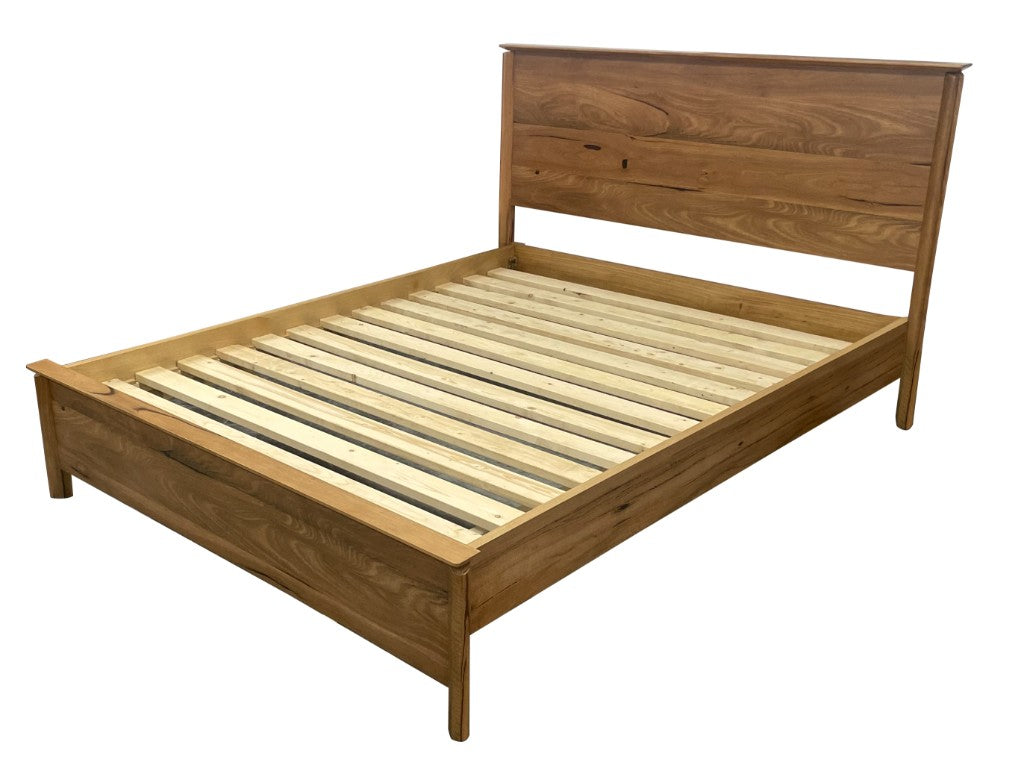 VI Atherton Solid Timber Bed