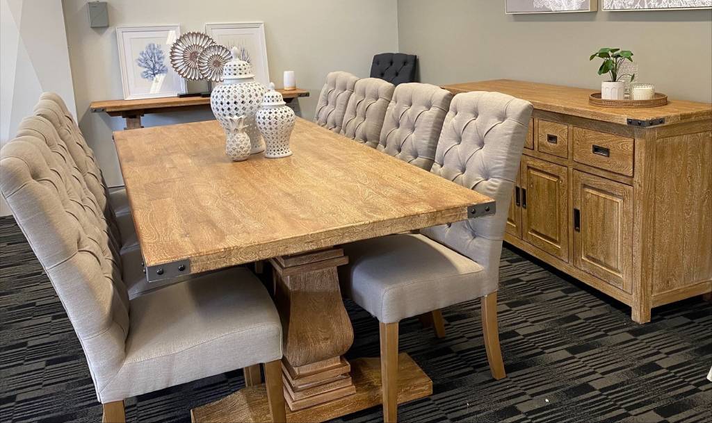 VI Utah Solid Timber Dining Table